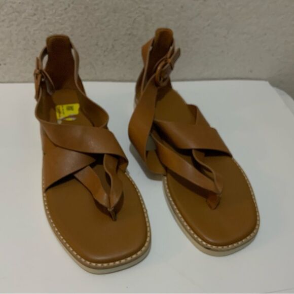 Vince Morris Strappy Flat Sandal - Tan Size 8US/ 38EU (Retail $225) - Picture 2 of 9